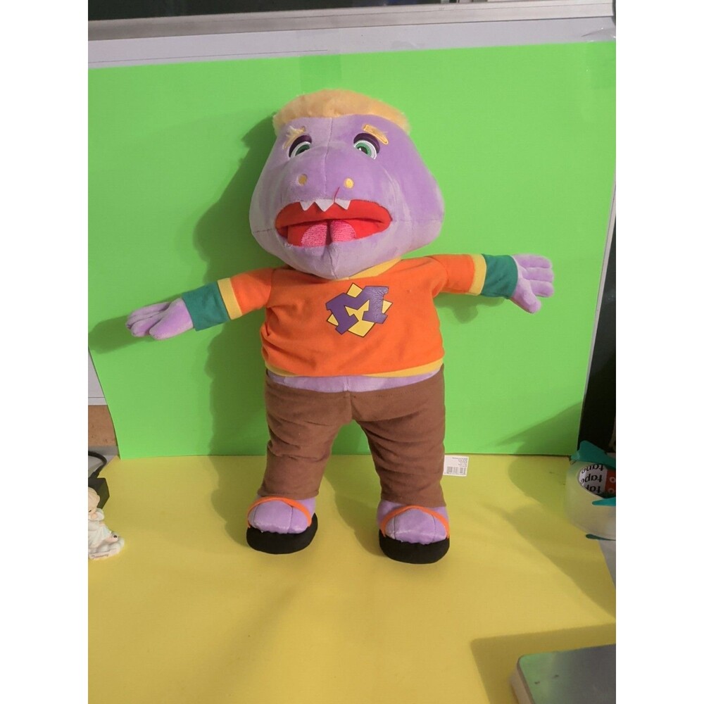 NWT Chuck E Cheese Mr Munch 2022 Plush 21" Stuffed Animal Purple Showbiz Pizza